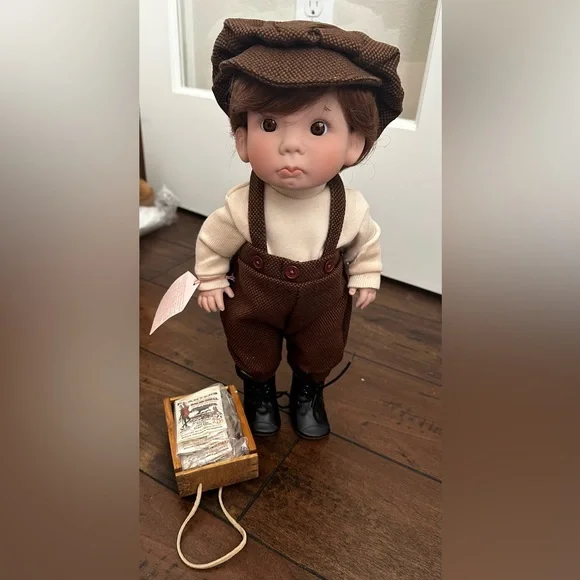 Vintage Lee middleton doll Planters Peanut Boy LA-PPB w/Original Box - Picture 1 of 3